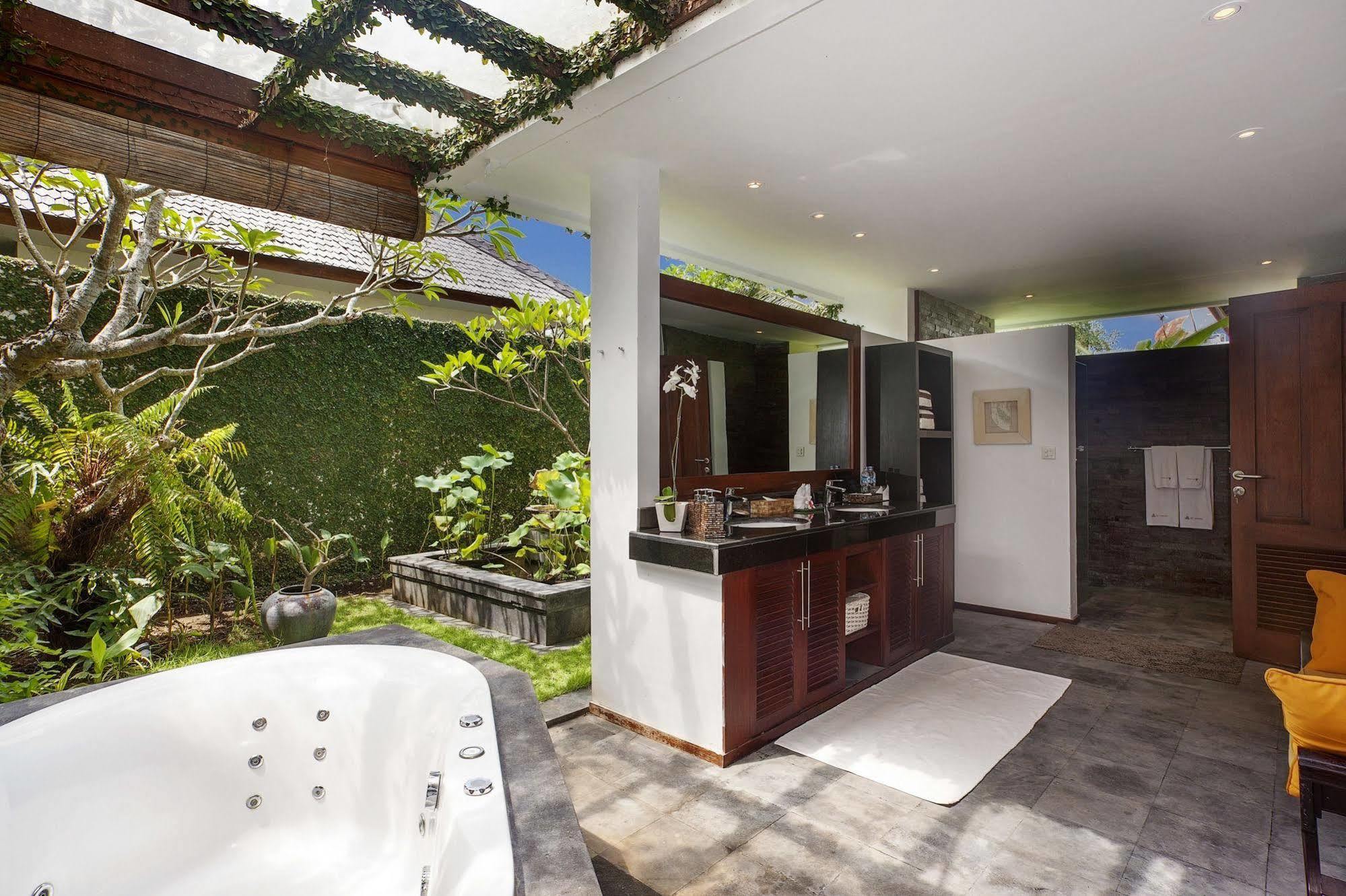 The Sanctus Villa Uluwatu Екстериор снимка